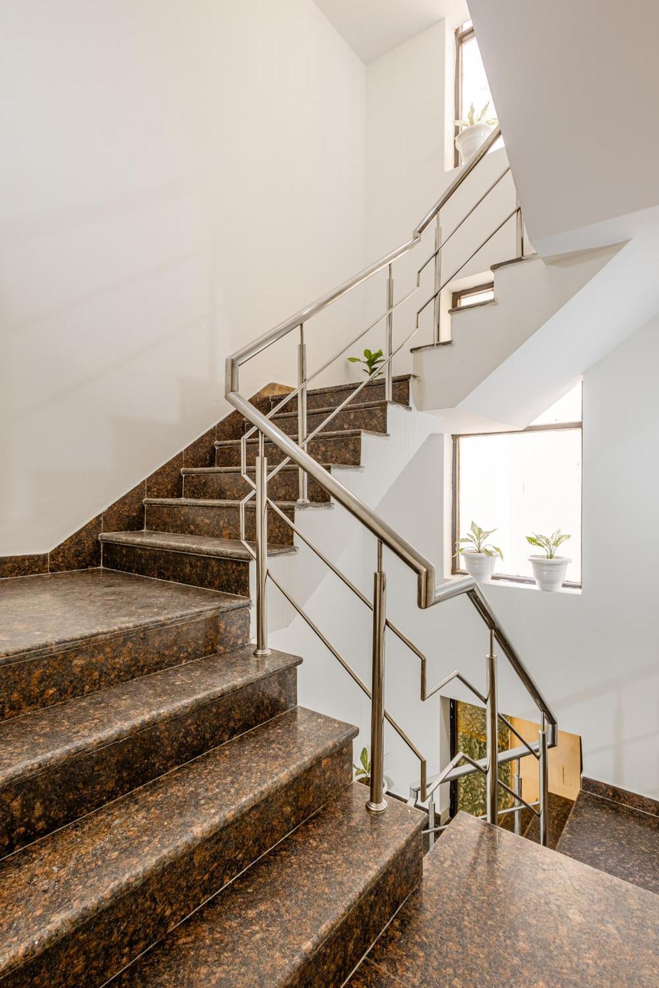Lime Tree Service Golf Course Road, Gurgaon