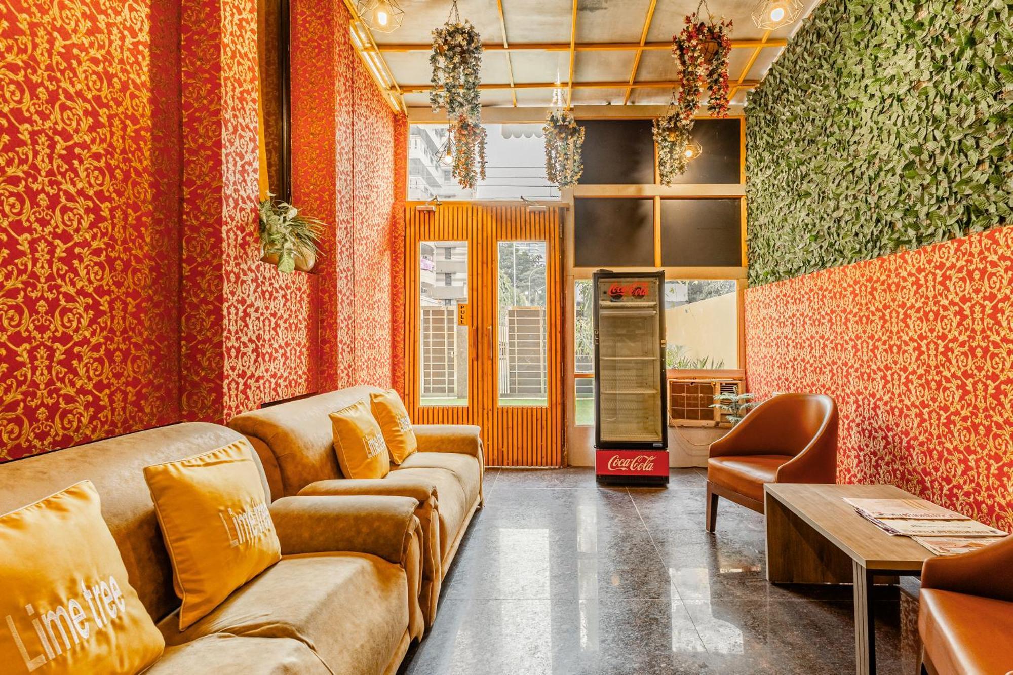 अपार्टमेंट Lime Tree Service Golf Course Road, Gurgaon