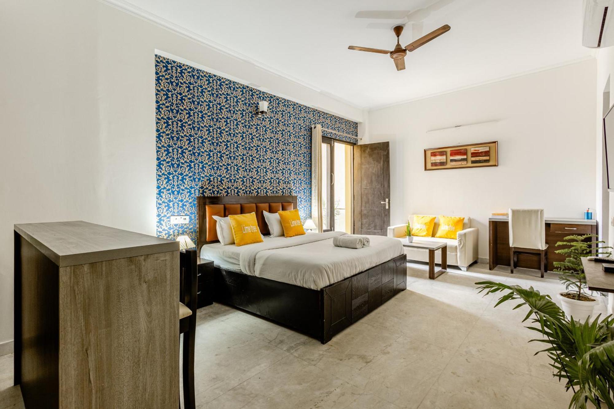 Lime Tree Service Golf Course Road, Apartment