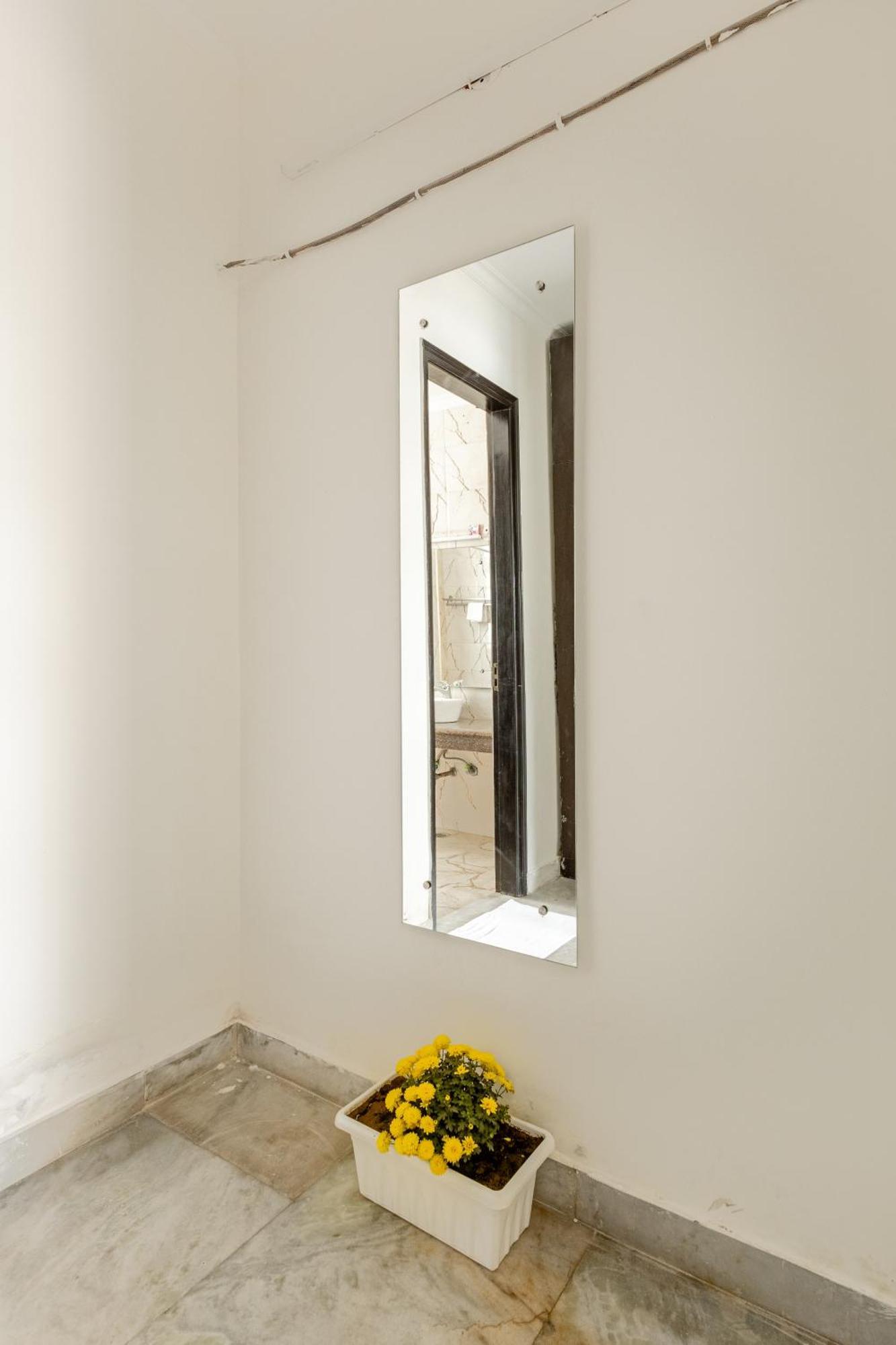 Lime Tree Service Golf Course Road, Apartment *