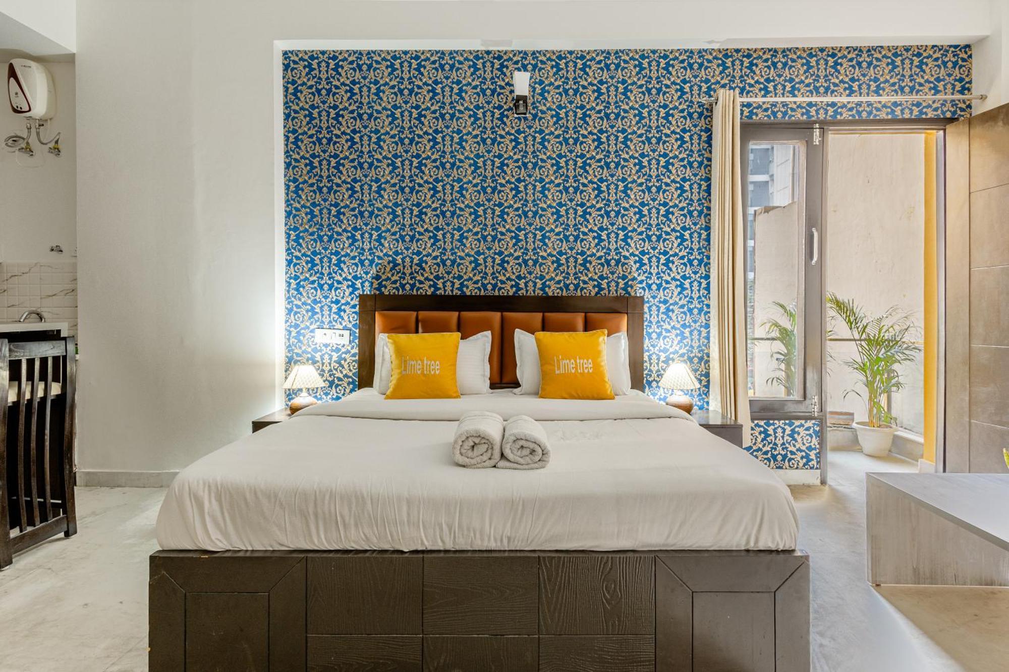 Lime Tree Service Golf Course Road, Apartment *