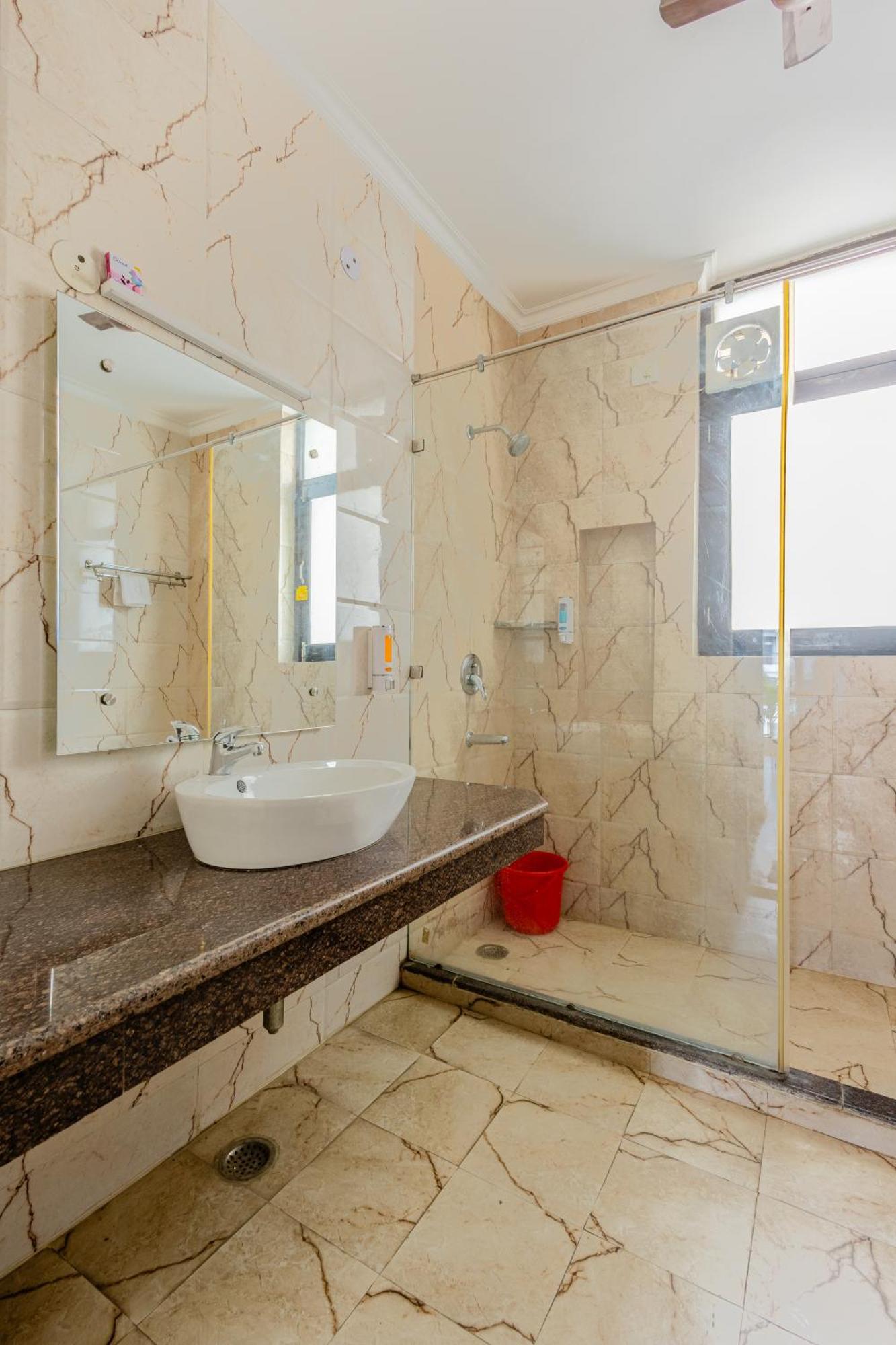 Lime Tree Service Golf Course Road,